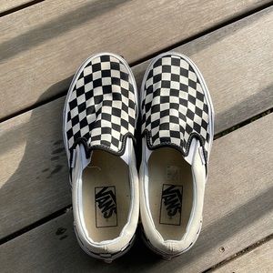 black and white checkered slip on vans